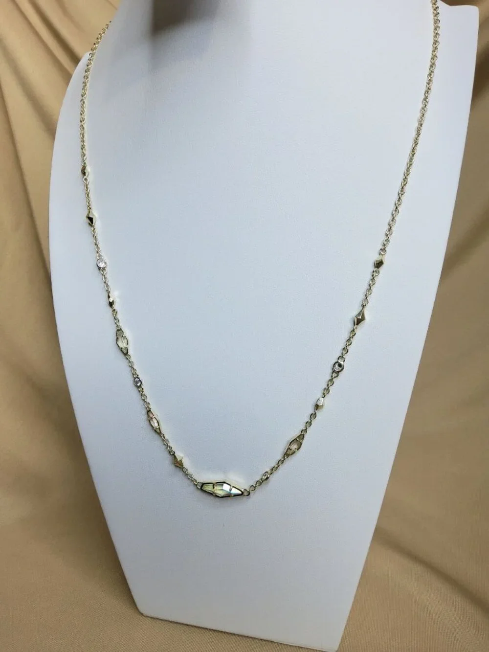 kendra scott debra silver tone aurora borealis chrystals station necklace